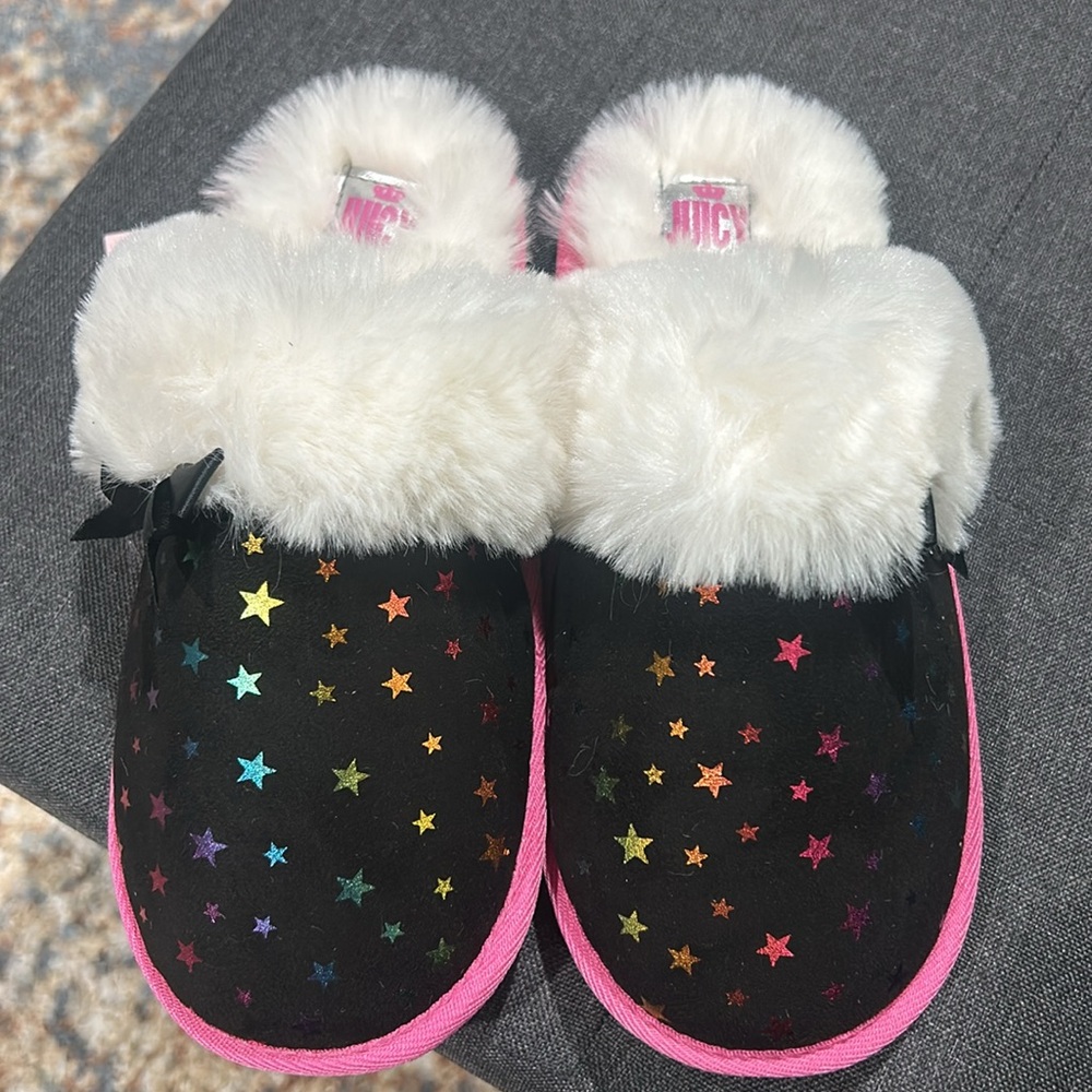 NEW Juicy by Juicy Couture Sonora Girls Slip-On Slippers Black SZ 4-5 🌟🌟